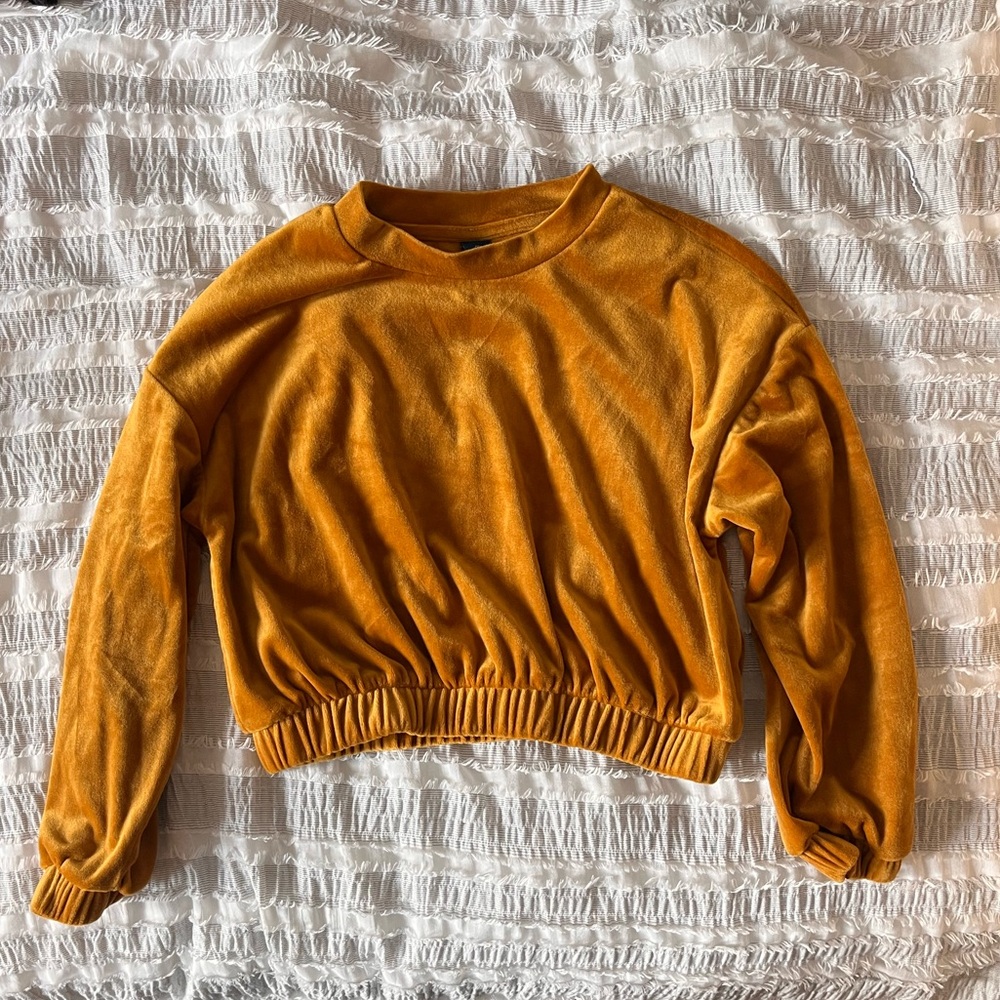 Girls Medium Mustard Yellow Velour Cropped Sweatshirt